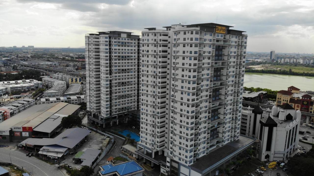 No.8 The Cube @ Puchong Skypod Residence Dış mekan fotoğraf
